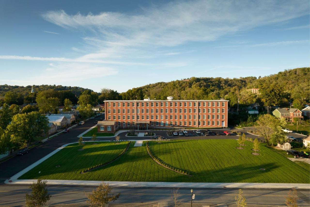 Fairfield Inn & Suites Madison Historic Eagle Cotton Mill Exteriér fotografie