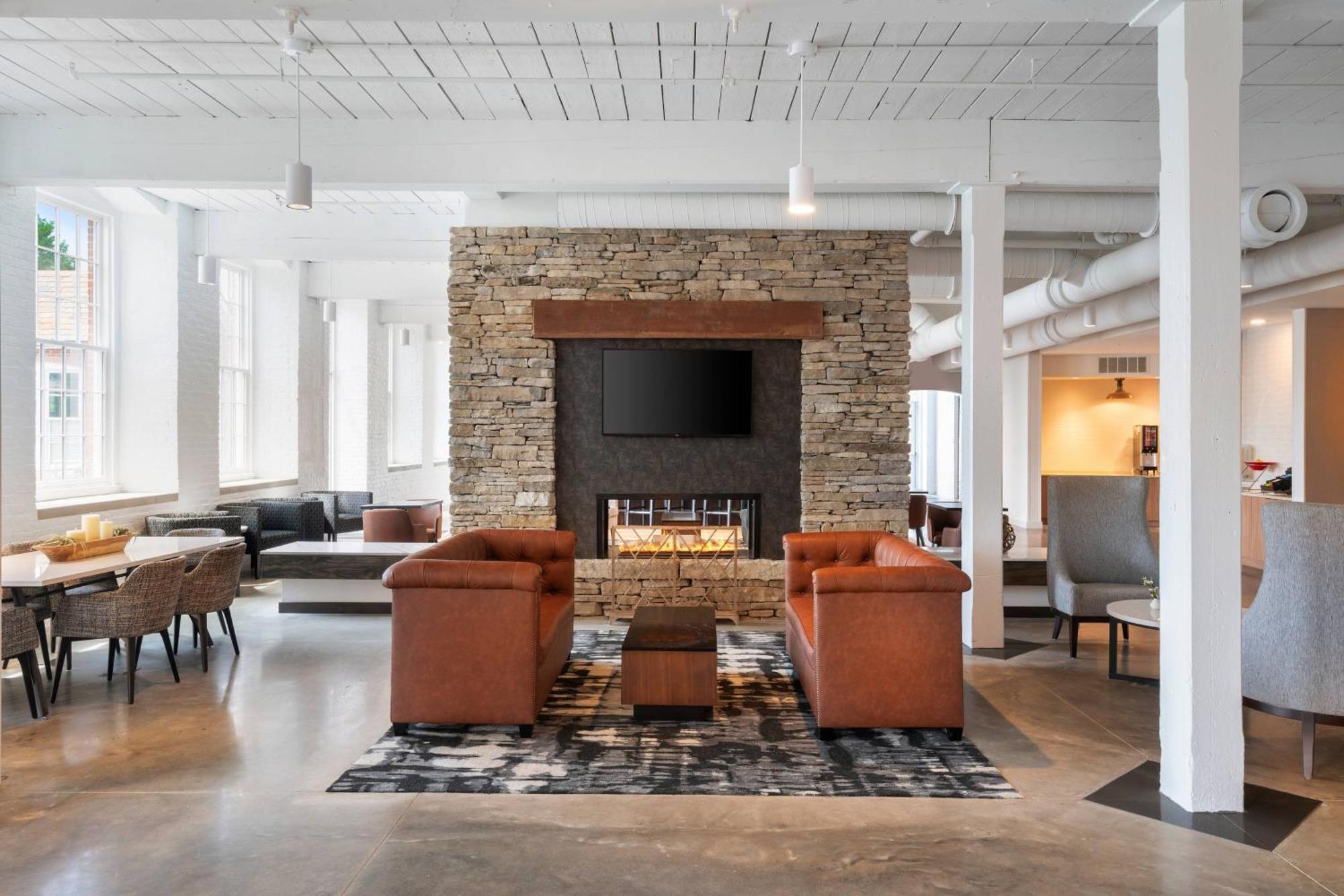 Fairfield Inn & Suites Madison Historic Eagle Cotton Mill Exteriér fotografie