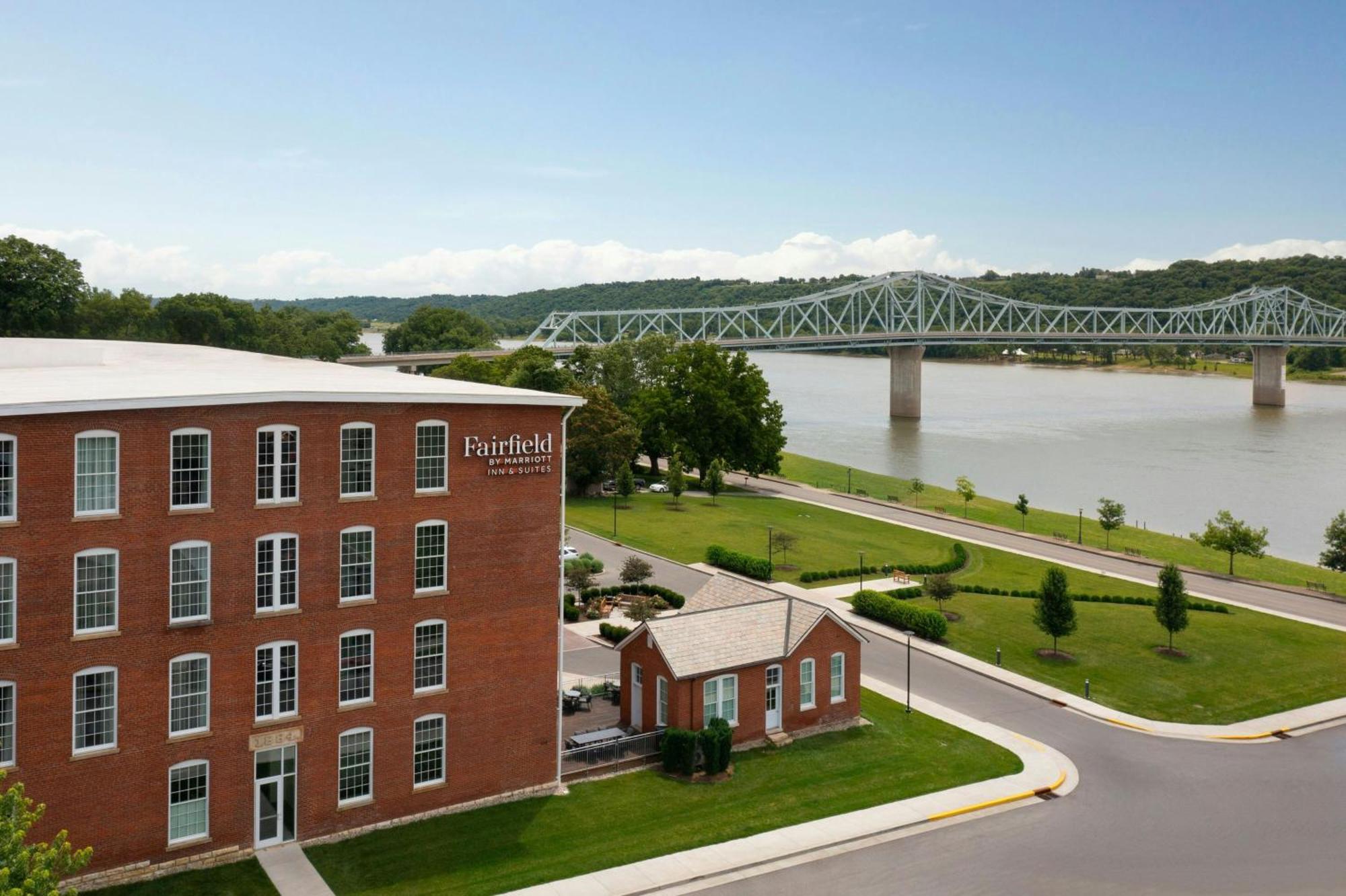 Fairfield Inn & Suites Madison Historic Eagle Cotton Mill Exteriér fotografie